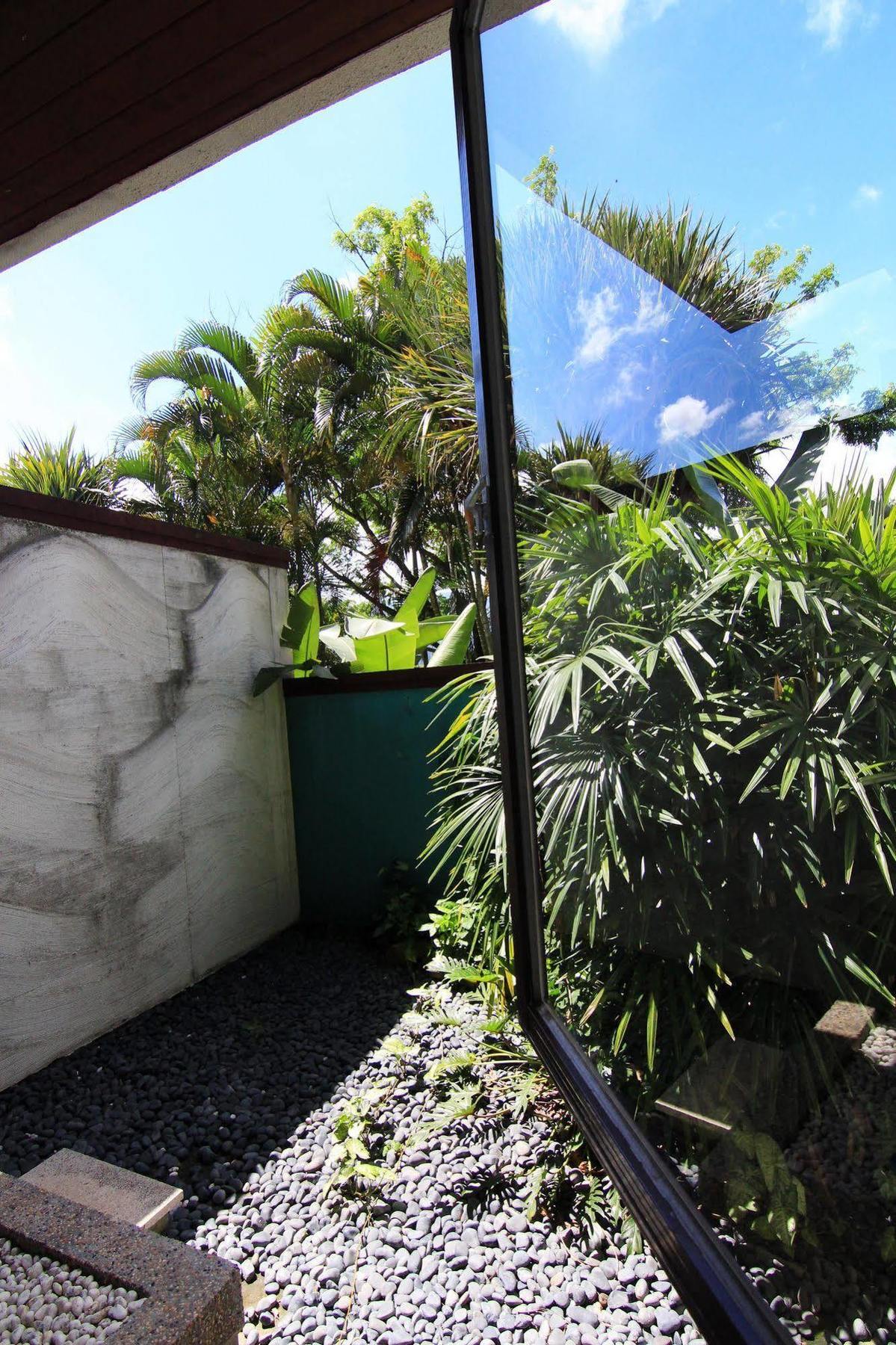Palm Villa Guesthouse Nantou Esterno foto